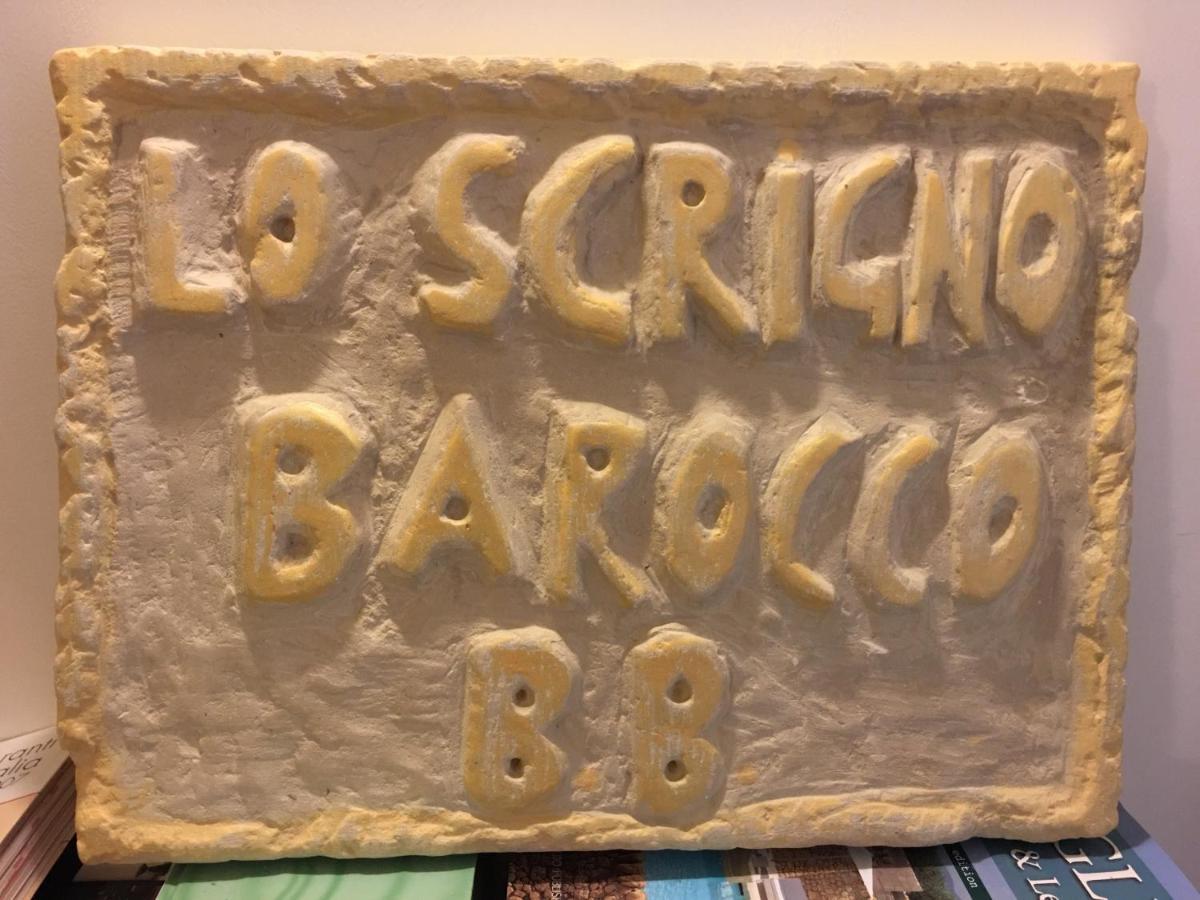 Lo Scrigno Barocco Bed & Breakfast เลชเช ภายนอก รูปภาพ